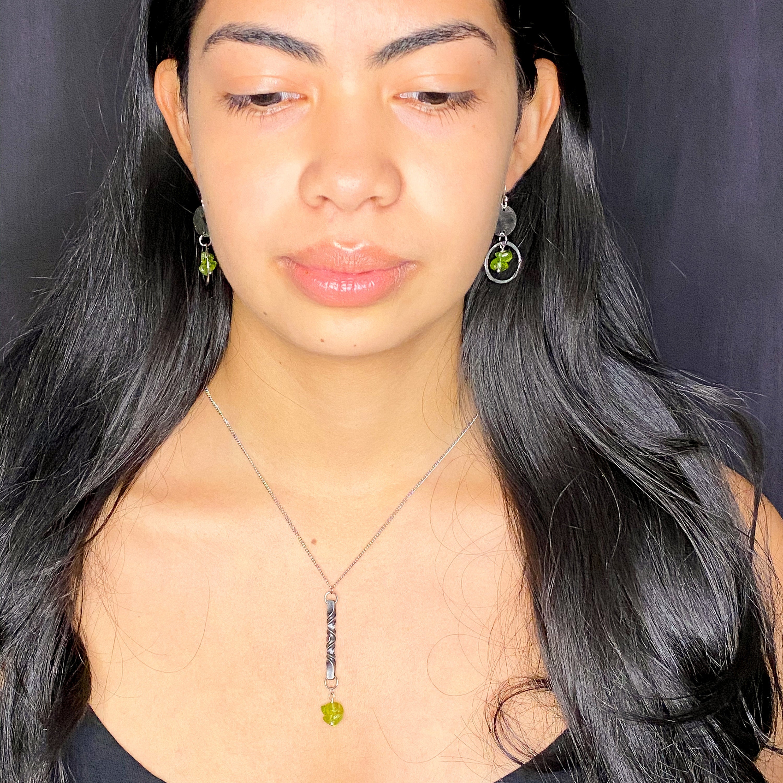 iron and peridot jewelry set, blacksmith made jewelry, peridot jewelry, 6th anniversary gift for wife, peridot bracelet, peridot earrings